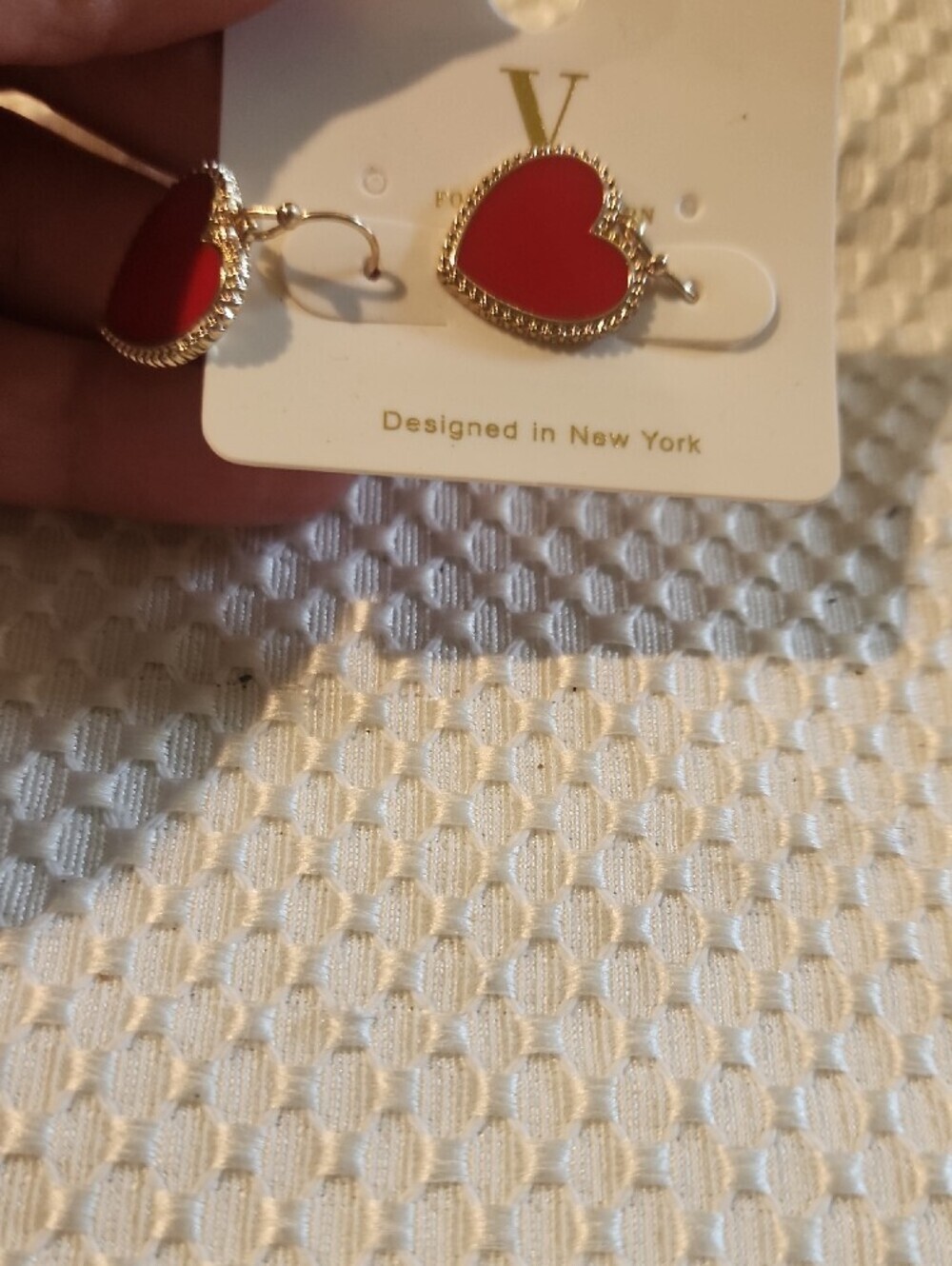 Red Heart Dangle Earrings - Picture 3 of 5